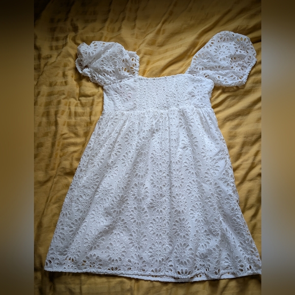 Lilly Pulitzer Kay Short Sleeve Eyelet Dress Size 6 - Picture 4 of 9